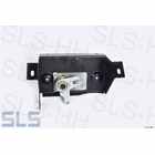 Bonnet lock w.console, lower