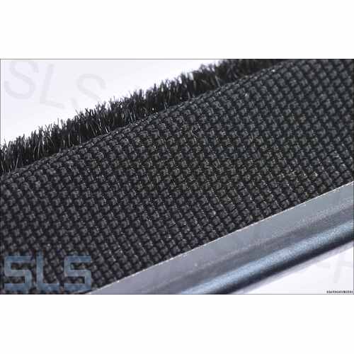 1m brush profile， Window Scraper Seal - 1157250965