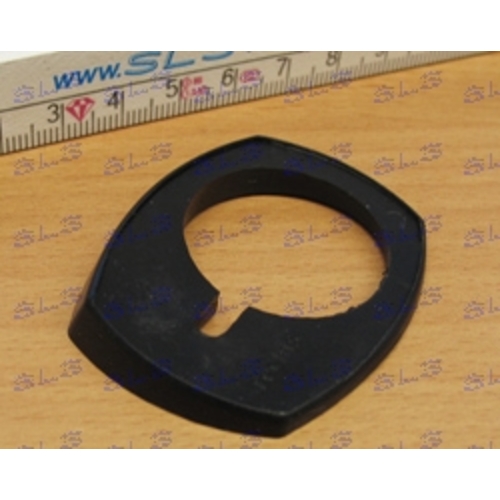 A1117665205 Pad, rubber, lower Lt.