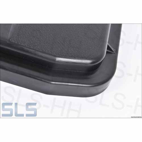 battery box cover for optional equipment trunk mounted