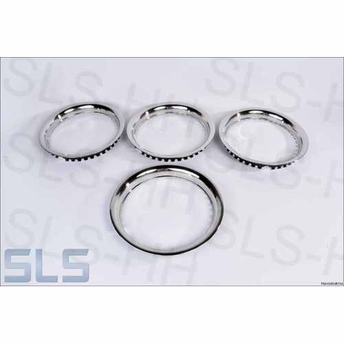 Set of four stainless rings