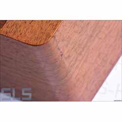 B-quality wood box R113, small partial damage, see pict.
